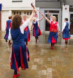 dancing in Bromsgrove High Street