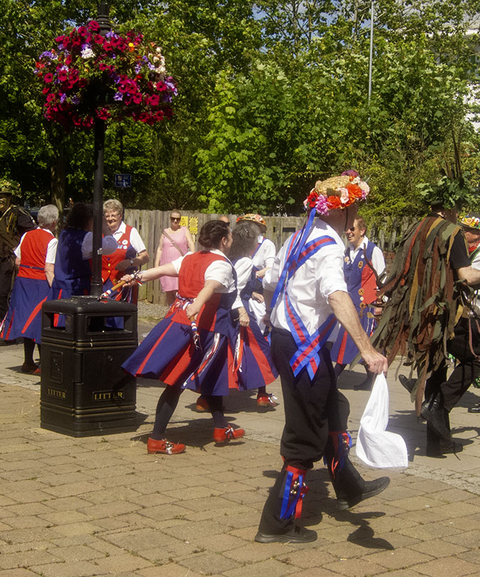 Mass dance - Butterflies dancing with the other sides on the Tour in Droitwich