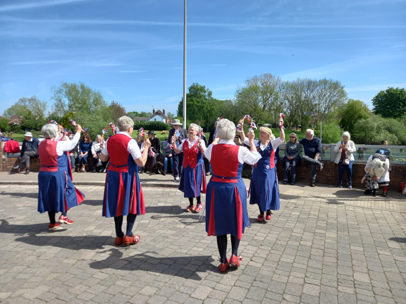 dancing in the main arena at upton on severn festival